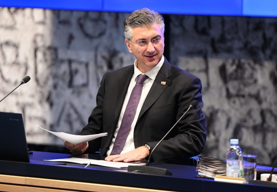 Od 2016. do danas socijalne naknade porasle 400 posto - sa 268 milijuna eura na 1,35 milijardi eura